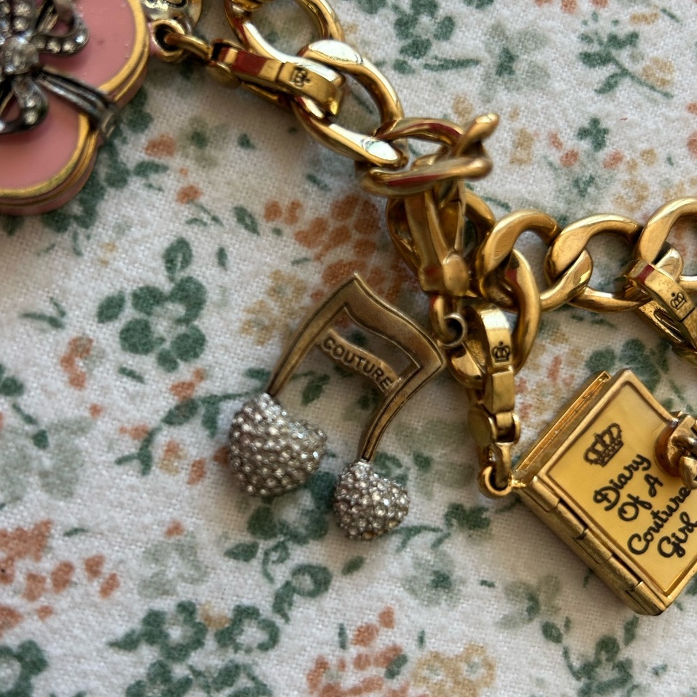 Y2K Juicy Couture charm bracelet with removable charms - Picture 7 of 14